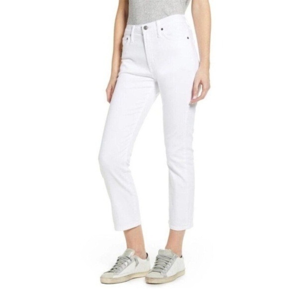 NWT Edwin boyfriend jeans Jamie in optic white size 28‎